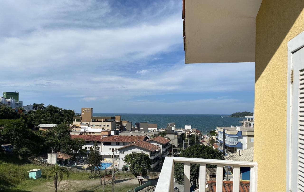 Apto Vista Mar -250Mts Da Praia บอมบินญัส ภายนอก รูปภาพ