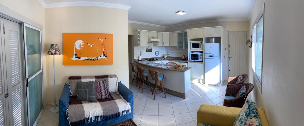 Apto Vista Mar -250Mts Da Praia บอมบินญัส ภายนอก รูปภาพ